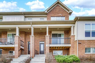 Building Photo - 4 Woodmoor Ct