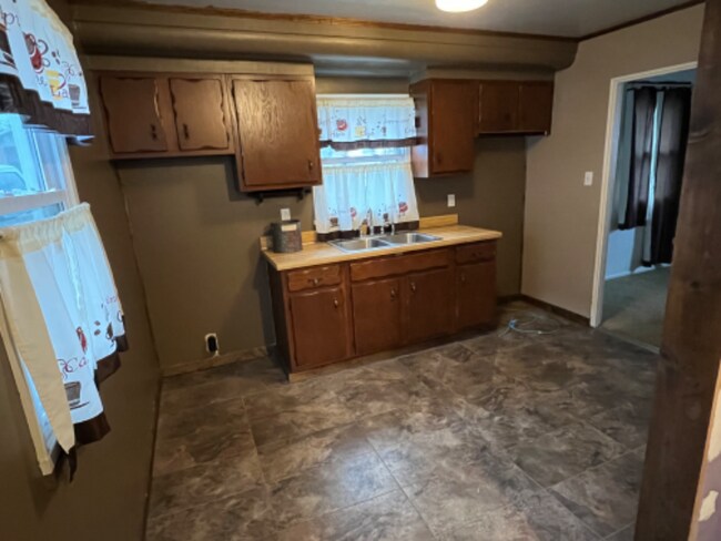 Foto del edificio - 1004 Warren Ave