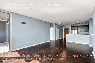 Building Photo - 1901 S Calumet Ave