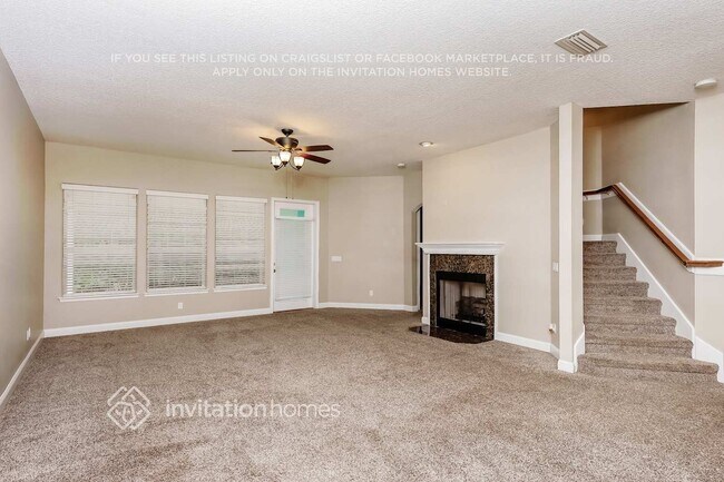 Foto del edificio - 133 W Village Dr