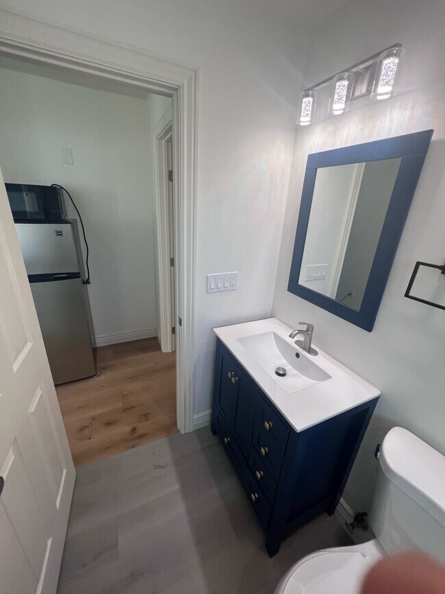 Foto del edificio - 404 Grayson Ct