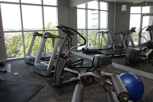 Full gym - 333 W Trade St