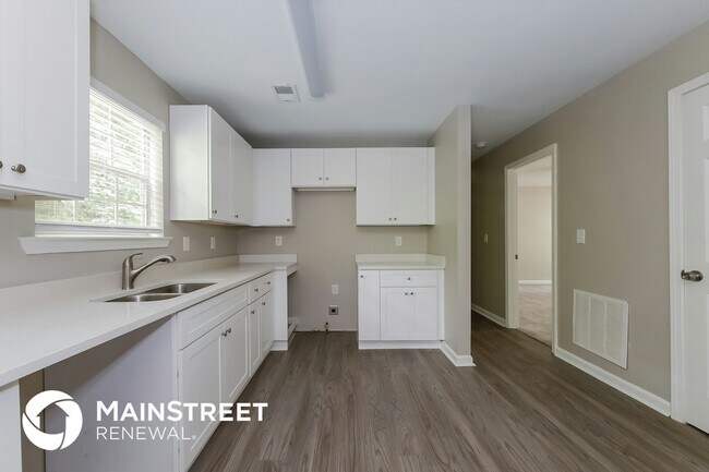 Foto del edificio - 893 Timbervale Ln