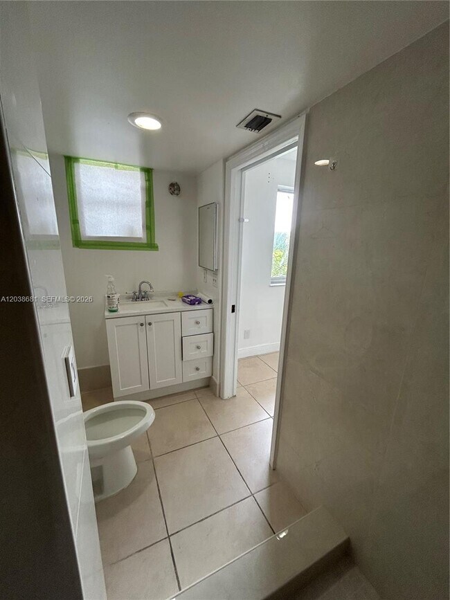 Foto del edificio - 17000 NW 67th Ave