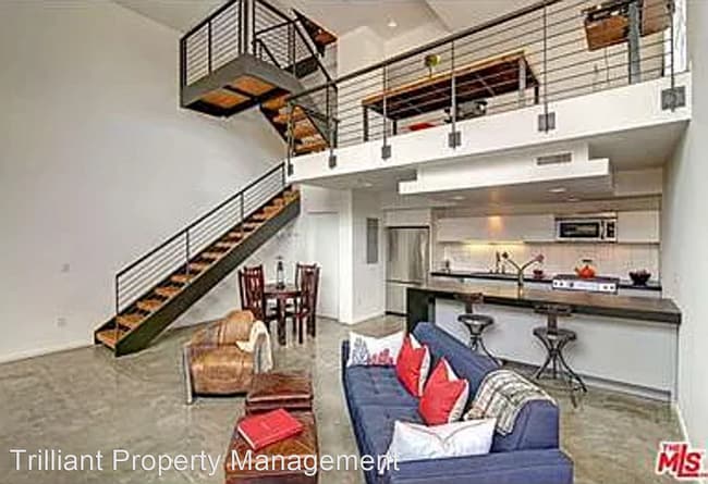 Building Photo - 1 br, 2 bath House - 333 S. Wilton Place A...