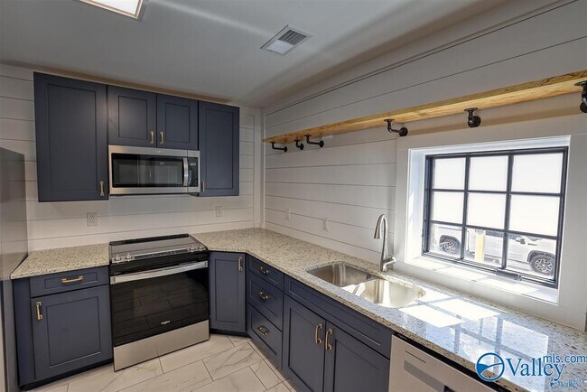 Foto del edificio - 1122 NE Wellman Ave