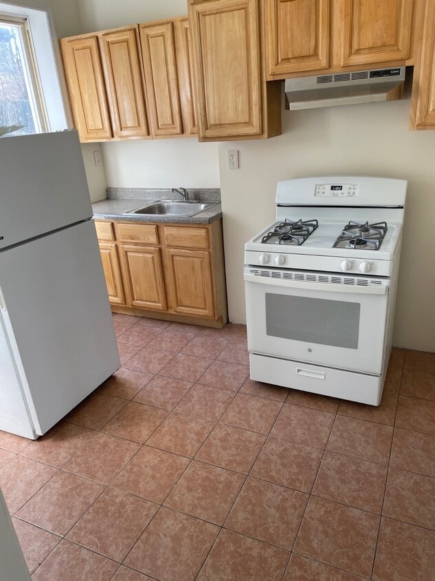 Foto del edificio - 216 Woodworth Ave