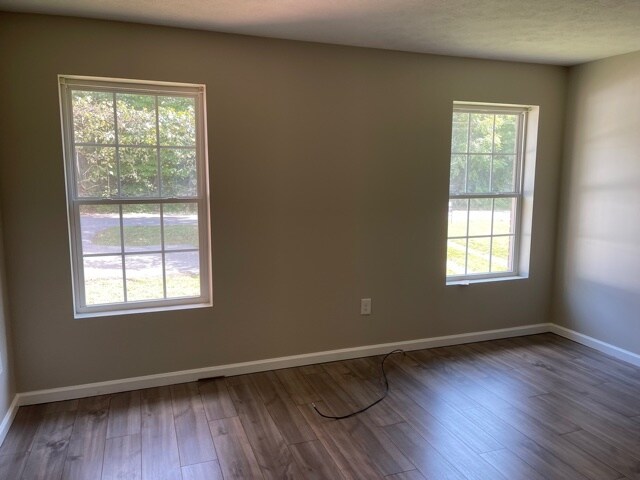Building Photo - 372 Overlook Dr