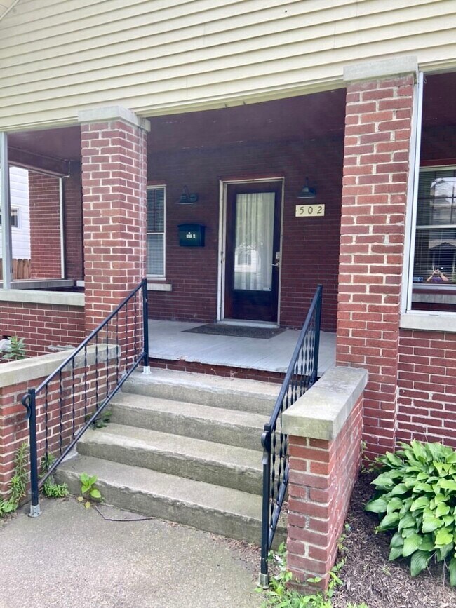 Foto del edificio - 502 E Lincoln Ave