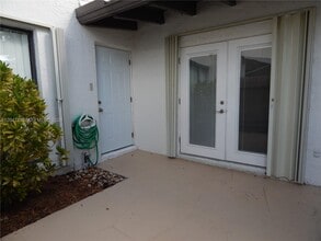 Building Photo - 6959 SW 110th Ct