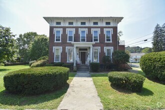 Building Photo - 440-444 W Main St