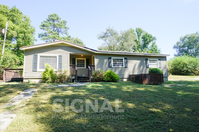 Primary Photo - 6876 Elliott Rd