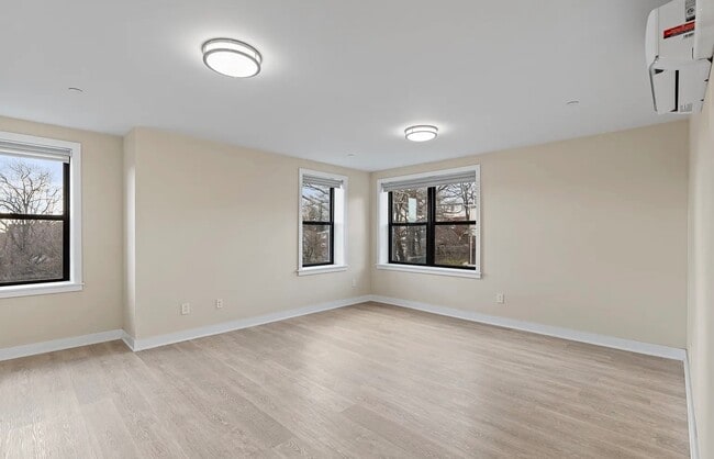 Photo - 900 Palmer Rd Apartment