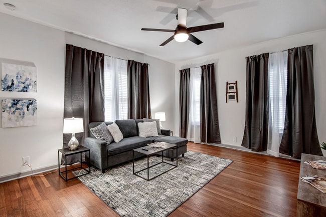 Photo - 1420 College Ave Apartment