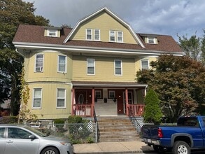 Building Photo - 24 Hannon St