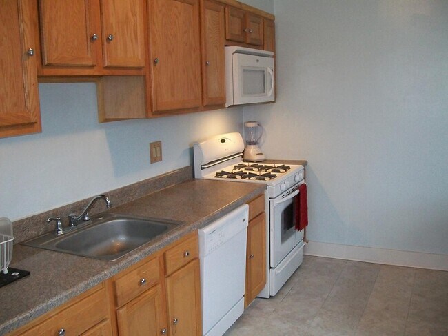 Foto del edificio - 467 Leverington Ave