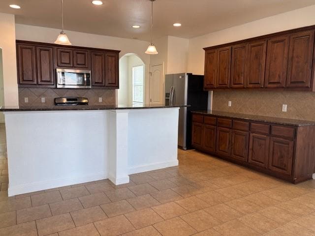 Building Photo - 183 Blossom Vly Strm