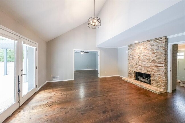 Foto del edificio - 9805 Buice Rd