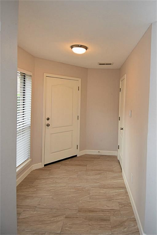 Building Photo - 13443 Parkway Blvd
