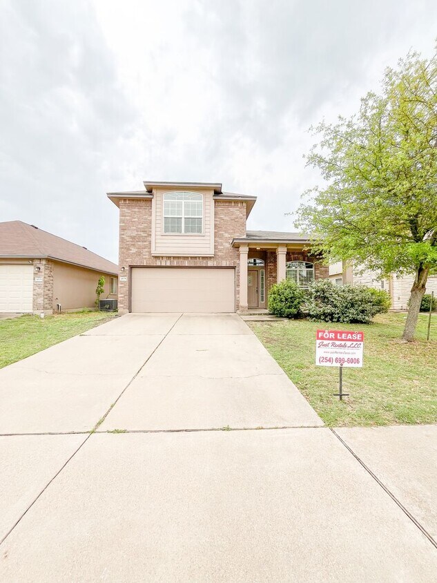 Primary Photo - Available NOW!!!! Beautiful 2 Story home i...
