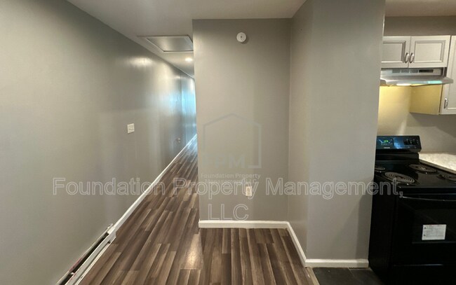 Foto del edificio - 1362 E Trigg Ave