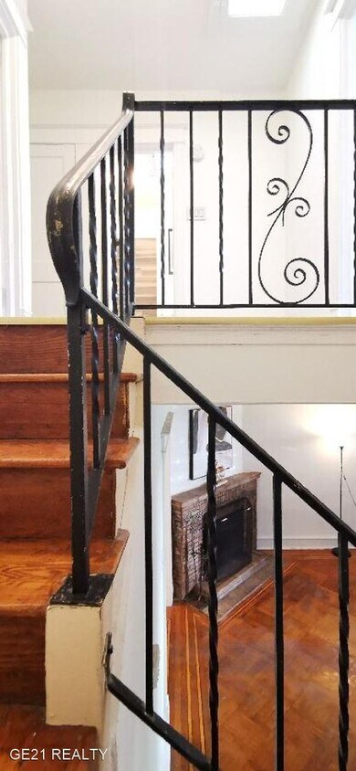 Primary Photo - 3 br, 2 bath House - 52xx Church Rd