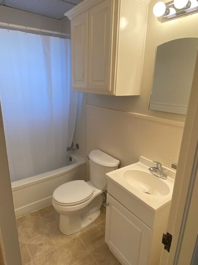 Foto del edificio - 2 BEDROOM HOUSE IN CENTRAL DENTON
