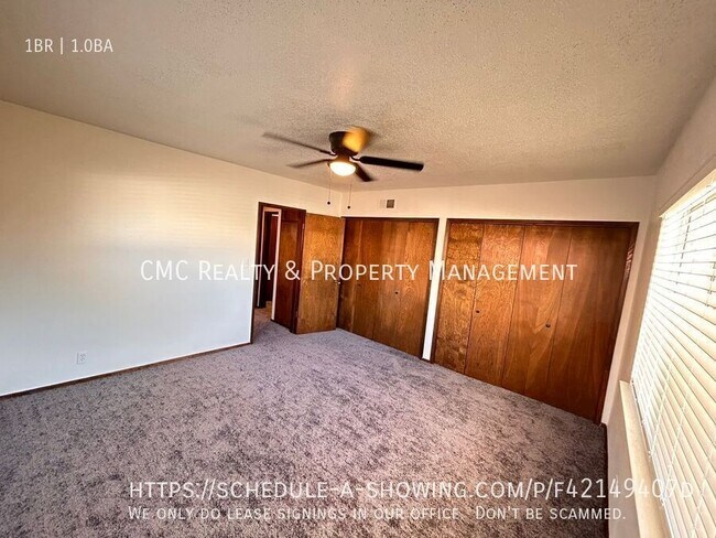 Building Photo - Spacious Upper 1 Bedroom Apt