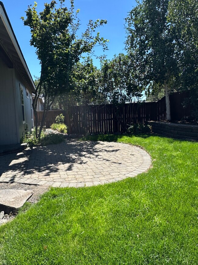 Foto del edificio - 63713 Hunters Cir