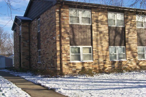Primary Photo - 430 Broadway St