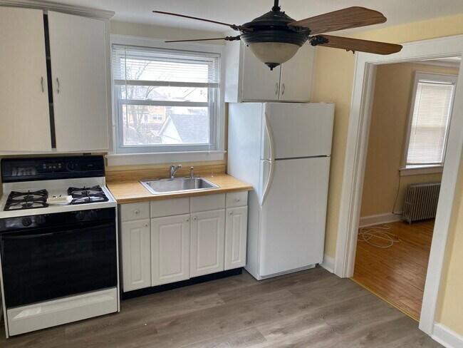 Kitchen - 51 1st Ave