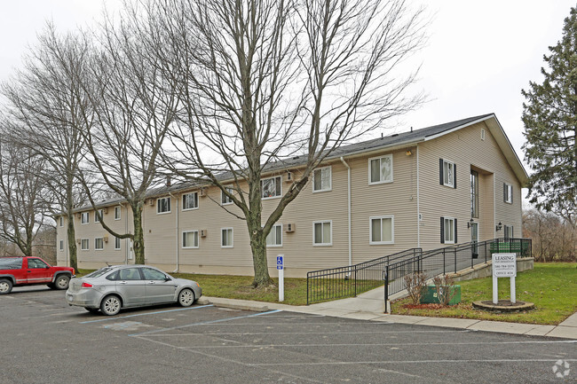 Building Photo - Windmill Pointe Apartments