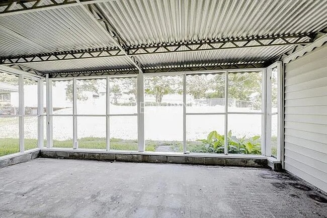 Building Photo - 3026 Gleason Ave