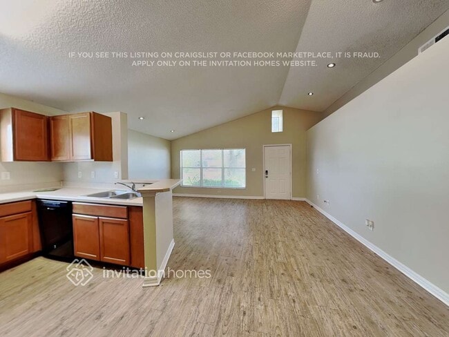 Foto del edificio - 1401 Brookebridge Dr