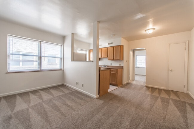 Foto del edificio - 2920-2928 Burnet Avenue