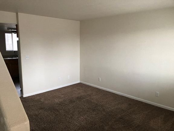 Foto del edificio - 412 Cribbon Ave, Cheyenne, WY 82007