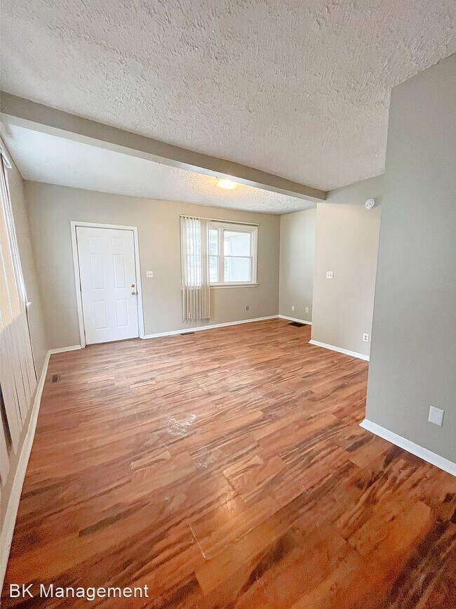 Building Photo - 3 br, 1 bath House - 1012 N 8th Street