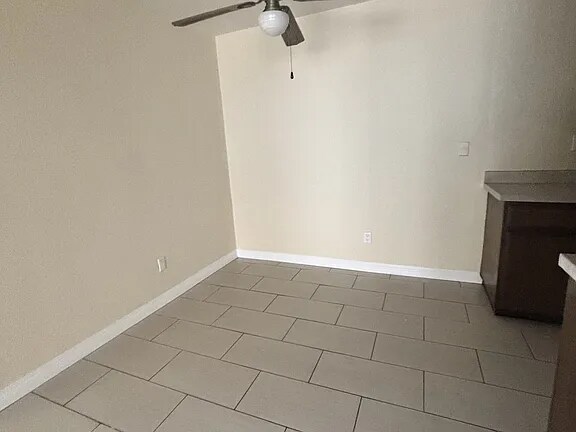 Foto del edificio - 6742 Western Ave