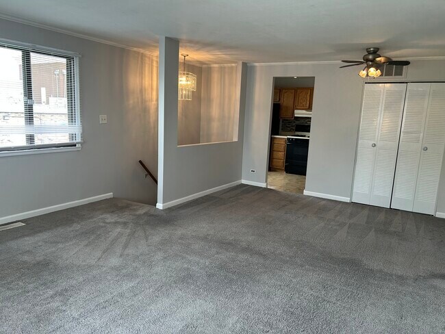 Foto del edificio - 1404 Tonset Ln