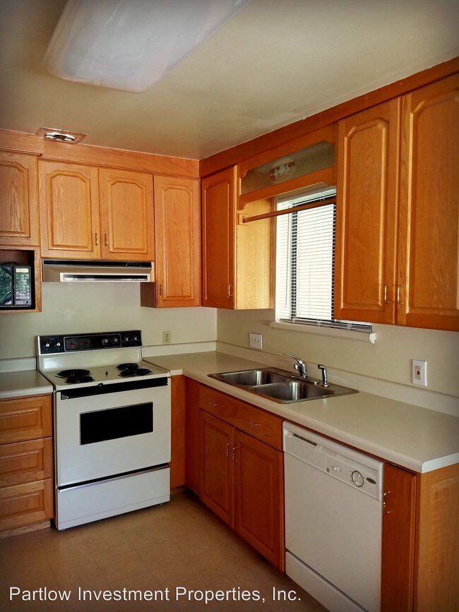 Building Photo - 1728 E 3990 S