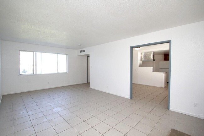 Foto del edificio - 3/2 Clovis Home with Bonus Room