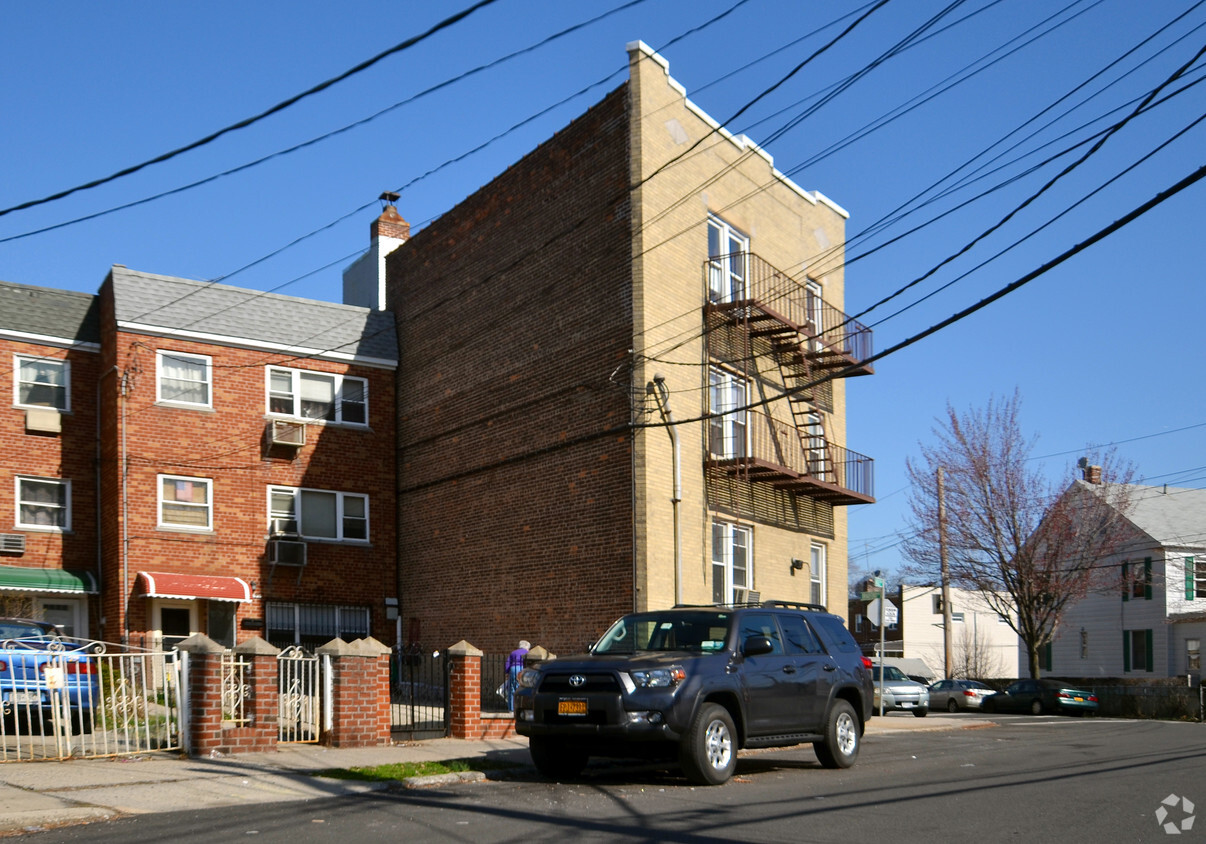 Foto del edificio - 1235 Bradford Ave