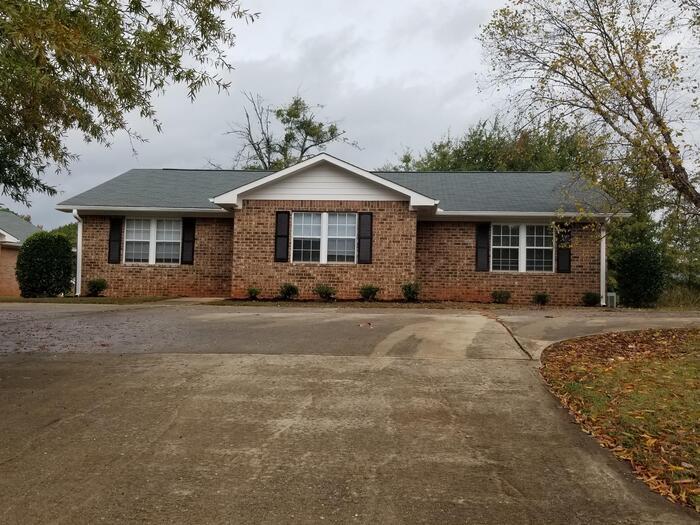 Primary Photo - 335 Deer Park Dr