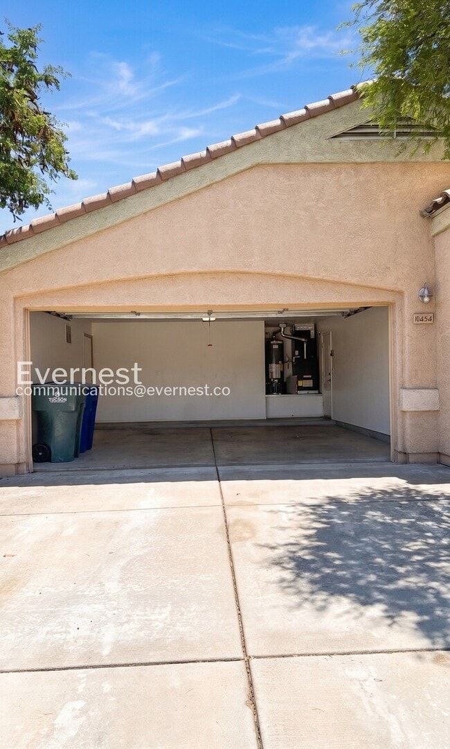 Building Photo - 10454 E Ravenswood St