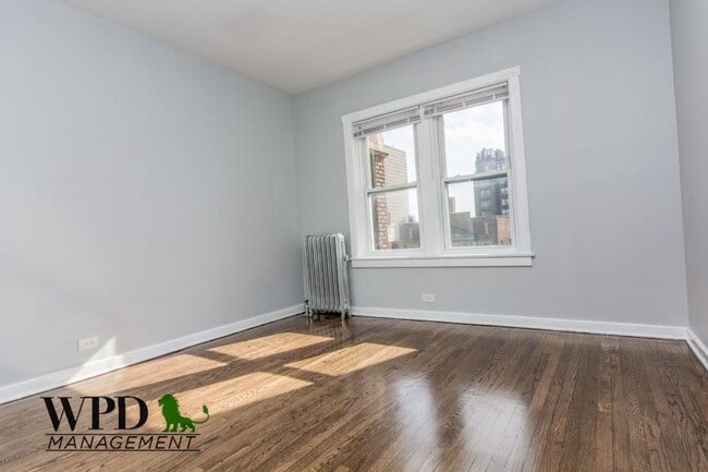 Building Photo - 4 bedroom in Chicago IL 60649