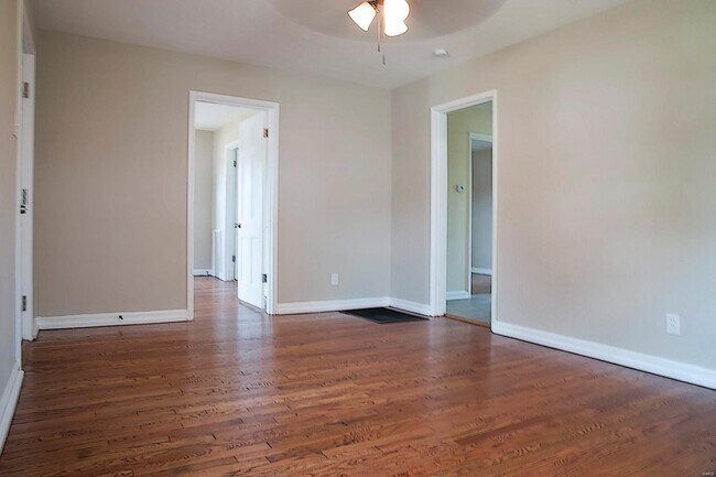 Building Photo - 5309 Kirkland Dr