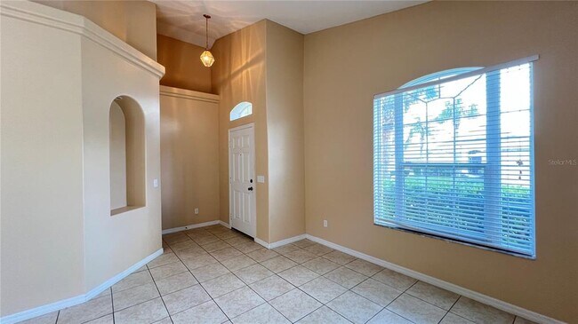 Building Photo - 16709 Fresh Meadow Dr