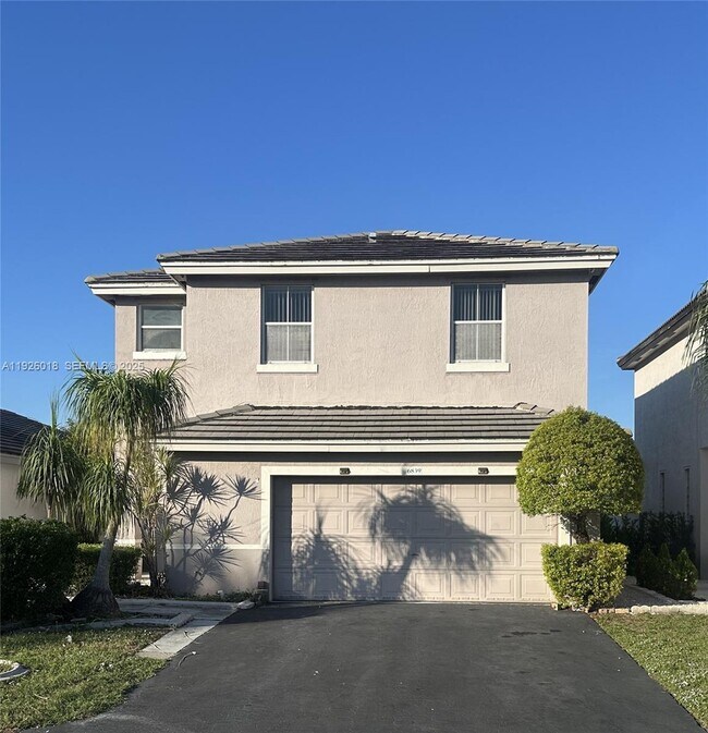 Foto del edificio - 6839 NW 69th Ct