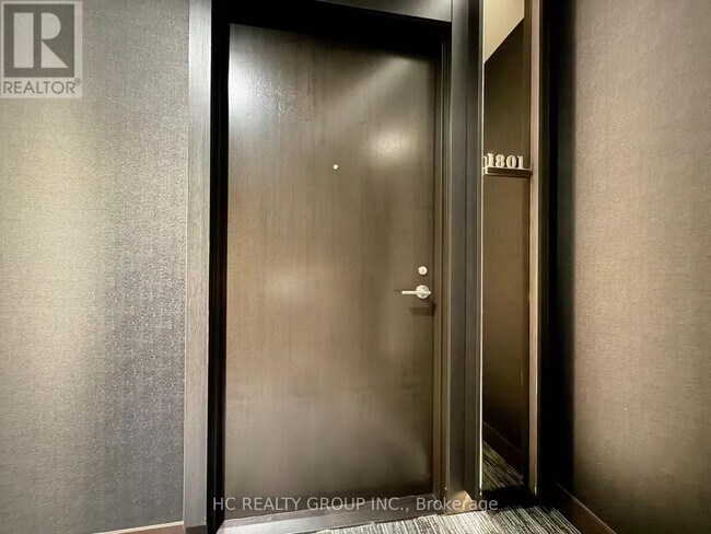 Photo du bâtiment - 11 Yorkville Ave