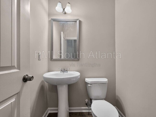 Building Photo - 6446 Grey Fox Way